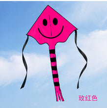 Load image into Gallery viewer, classic smiley face kite with flying line
