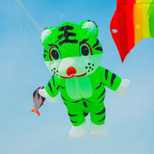 Load image into Gallery viewer, tiger kite pendant-couple colors
